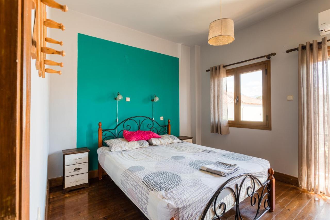 Ta-So'S Apartments Stoupa Messinias Экстерьер фото